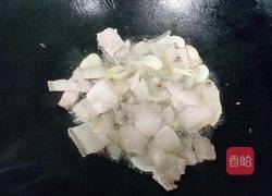 回锅肉炒花菜的做法图解6