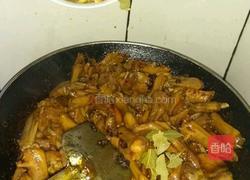 鸭翅 脚掌闷锅的做法图解5