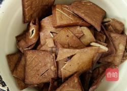 香辣豆干的做法图解1
