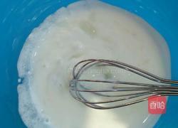 彩虹慕斯蛋糕的做法图解11