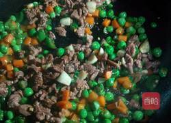 豌豆胡萝卜炒牦牛肉的做法图解12