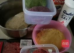 蔬菜汁饺子的做法图解1