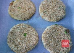 猪肉香葱烧饼的做法图解7