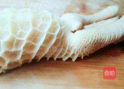 黄豆芽炒牛肚的做法图解1