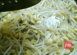 黄豆芽炒牛肚的做法图解7