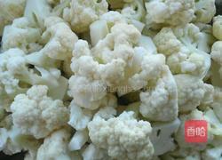 菜花排骨的做法图解1