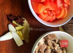 番茄土豆炖牛腩的做法图解1