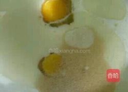 鸡蛋牛奶油条的做法图解1