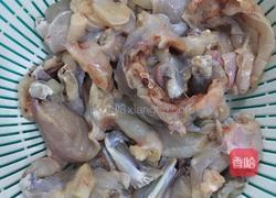 爆炒牛蛙的做法图解1