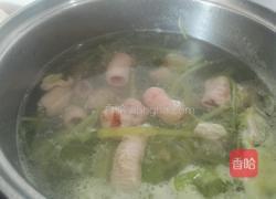 莴笋丝小肠瘦肉汤的做法图解7