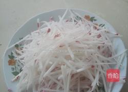 凉拌酸甜萝卜丝的做法图解2