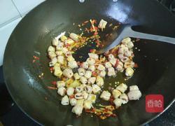 蒜苗爆小肠的做法图解7