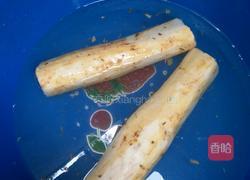 虫草花淮山排骨汤的做法图解2