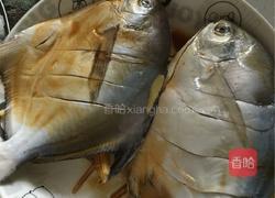 清蒸白鲳的做法图解2