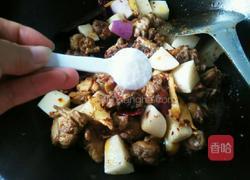 鸭肉焖萝卜的做法图解8