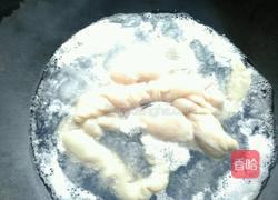 猪大肠炒酸菜的做法图解2