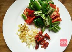 辣椒炒田鸡的做法图解3