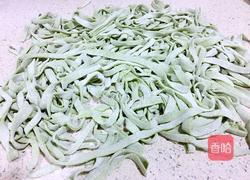 菠菜手擀面的做法图解9