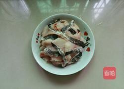 爆炒乌鱼片的做法图解1