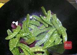腊肠炒荷兰豆的做法图解6