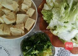 砂锅冻豆腐炖白菜的做法图解2