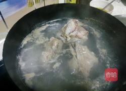 大骨玉米汤的做法图解2