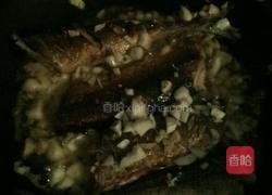 红烧蒜香秋刀鱼的做法图解8