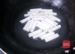 白菜炒年糕的做法图解3