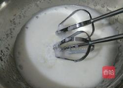 6寸戚风蛋糕的做法图解5