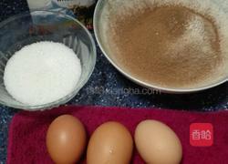 戚风蛋糕 （ 8寸）的做法图解1