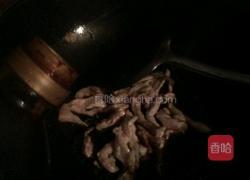 家庭版豆角炒肉的做法图解5