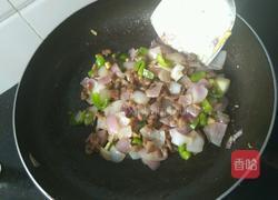 洋葱青椒牛肉丁的做法图解7