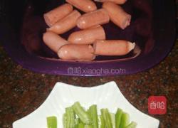 爆炒热狗的做法图解2