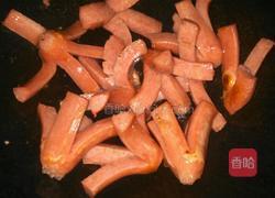 爆炒热狗的做法图解3