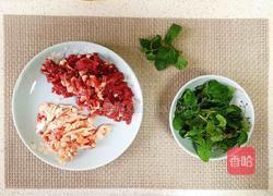 薄荷炒牛肉的做法图解2