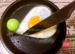 爱心鸡蛋的做法图解5