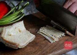 蒜苔炒牛肚的做法图解1