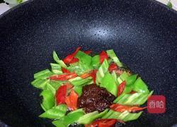 双椒炒蛋的做法图解7