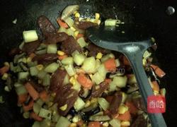 香菇腊肠饭的做法图解4