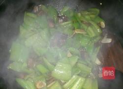 油焖辣椒的做法图解3