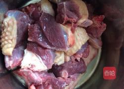 黄姜老鸭汤的做法图解2