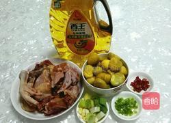 板栗烧鸡的做法图解1