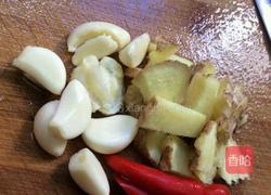 猪蹄焖鸡爪的做法图解8