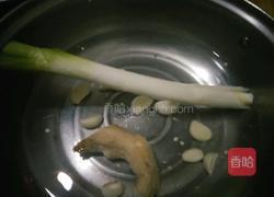 油焖尖椒的做法图解3