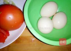 张氏西红柿炒蛋的做法图解1