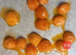 紫薯蛋黄酥的做法图解11