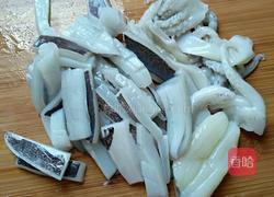 葱炒鲜鱿的做法图解2