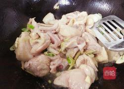 小鸡炖榛蘑的做法图解4