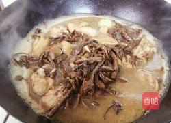 小鸡炖榛蘑的做法图解7