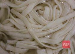 东北凉拌面筋（有的叫牛筋面）的做法图解1
